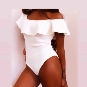  - Riktig fin krås topp from TEAM💃 size medium.  priset + frakt💚🌸