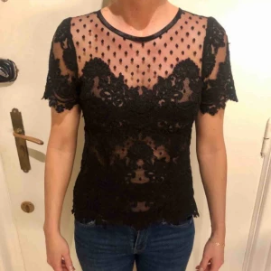  - Ida Sjöstedt top , i ny skick 