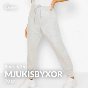  - Säljer ett par helt nya och oanvända mjukisbyxor i storlek 36. Säljer pga fel storlek. Priset är redan nedsatt med 50% (exklusiva frakten jag gav). Lämnar helst i Borås/Göteborg men kan skickas, då står köparen för frakten.