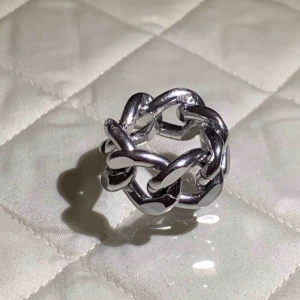  -  Finns I fler strl, handgjorda säljer fler smycken på Instagram ( isazeiiz ) good shoppig💕🥰 