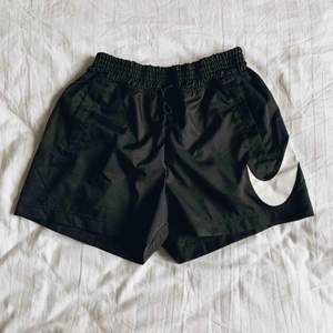 Nike shorts slutsålda Lisa Ankarman har likadana  | Aldrig använda! | Frakten ingår i priset 🌻
