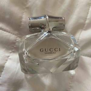 Gucci parfym  Halv full 