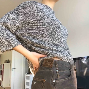  - Jättemysig stickad tröja från vero Moda. Har inte använt den så är i bra skick!