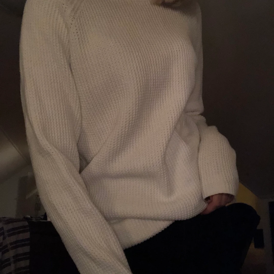 Stickad vit tröja - 90