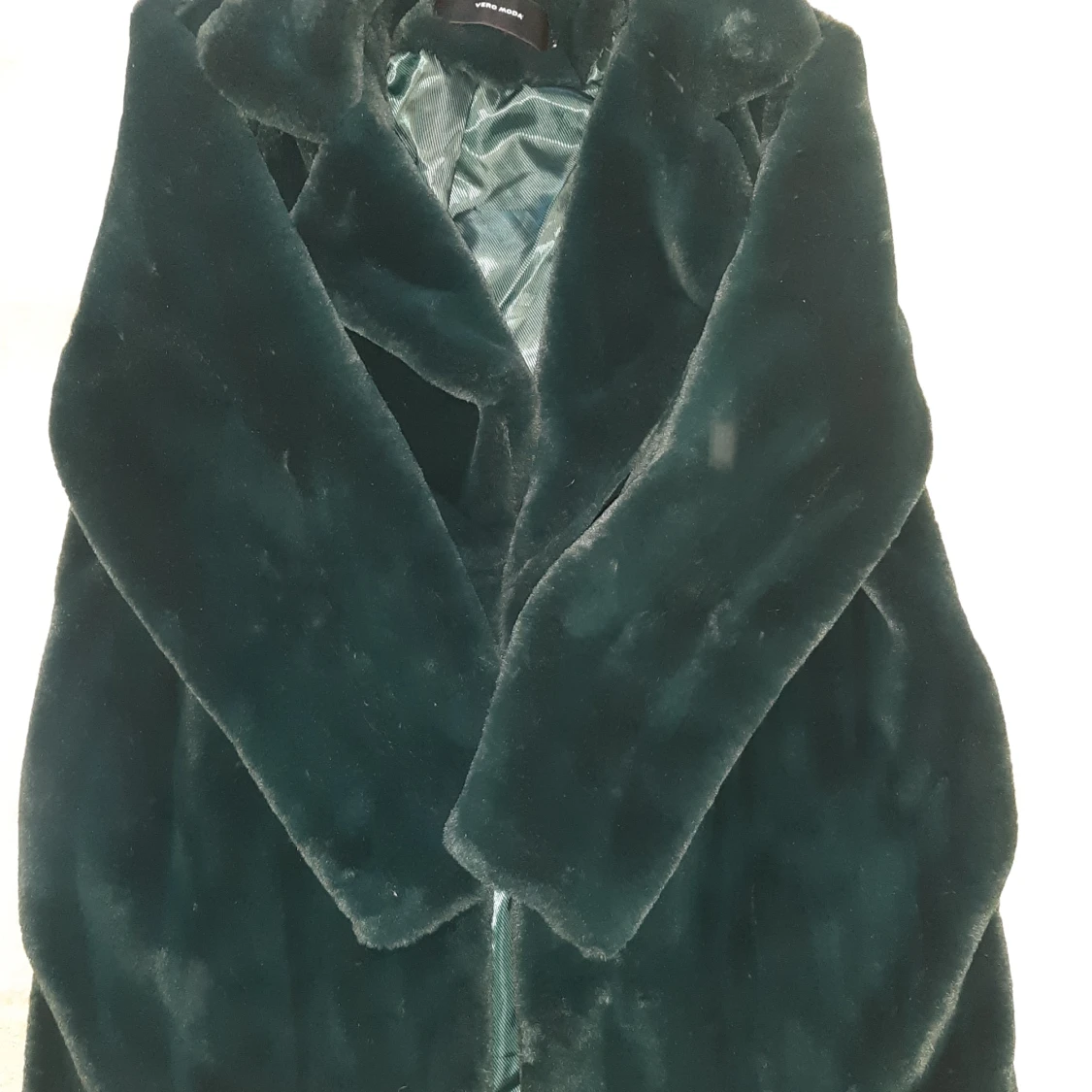 Vero Moda (fejk)pälsjacka - 90