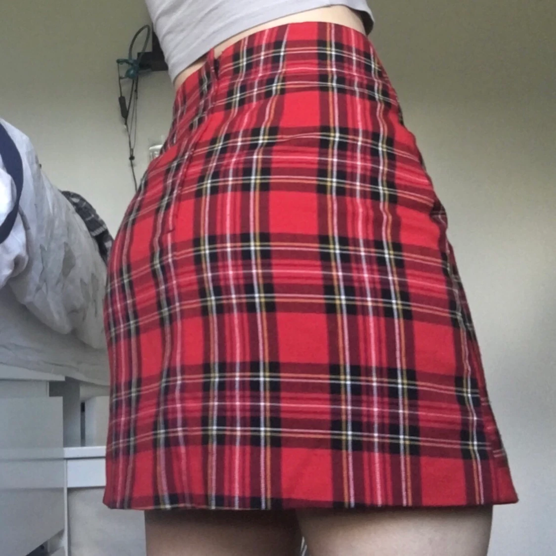 Rutig kjol från monki - 90