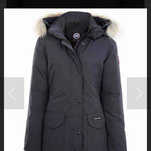 säljer min canada goose jacka, inprincip ny då jag bara använt den under 2019. modell trillium i färgen navy men den är mer som svart/grå. kan gå ner i pris, kan även fixa bättre bilder om någon är intresserad