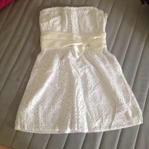 Aldrig använd klänning från style by stars - Aldrig använd klänning från style by stars