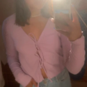 Söt tröja  - Knyttröja från nakd. Lappen kvar. Buda. 