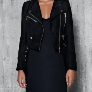 Revel jacka från ivyrevel - Jättefin jacka som passar till allt❤️jättebra skick