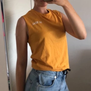 T-Shirt/linne från stadium, strl XS - Bra skick (aldrig använt), kan frakta men då får köparen själv stå för eventuell fraktkostnad. 