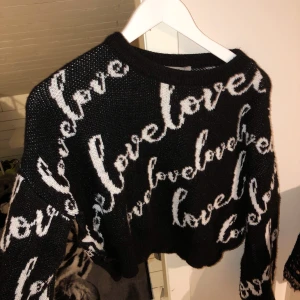 Stickad tröja  - Stickad tröja från asos! 150kr inklusive frakt