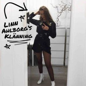  - Sista bilden är Linn Ahlborgs och bältet på mina bilder följer ej med. Frakten kommer på 60kr extra. Toppenskick! 