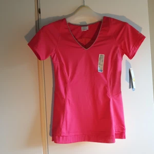 Ny träningstopp - Lappar sitter kvar. Köparen står för frakten. 