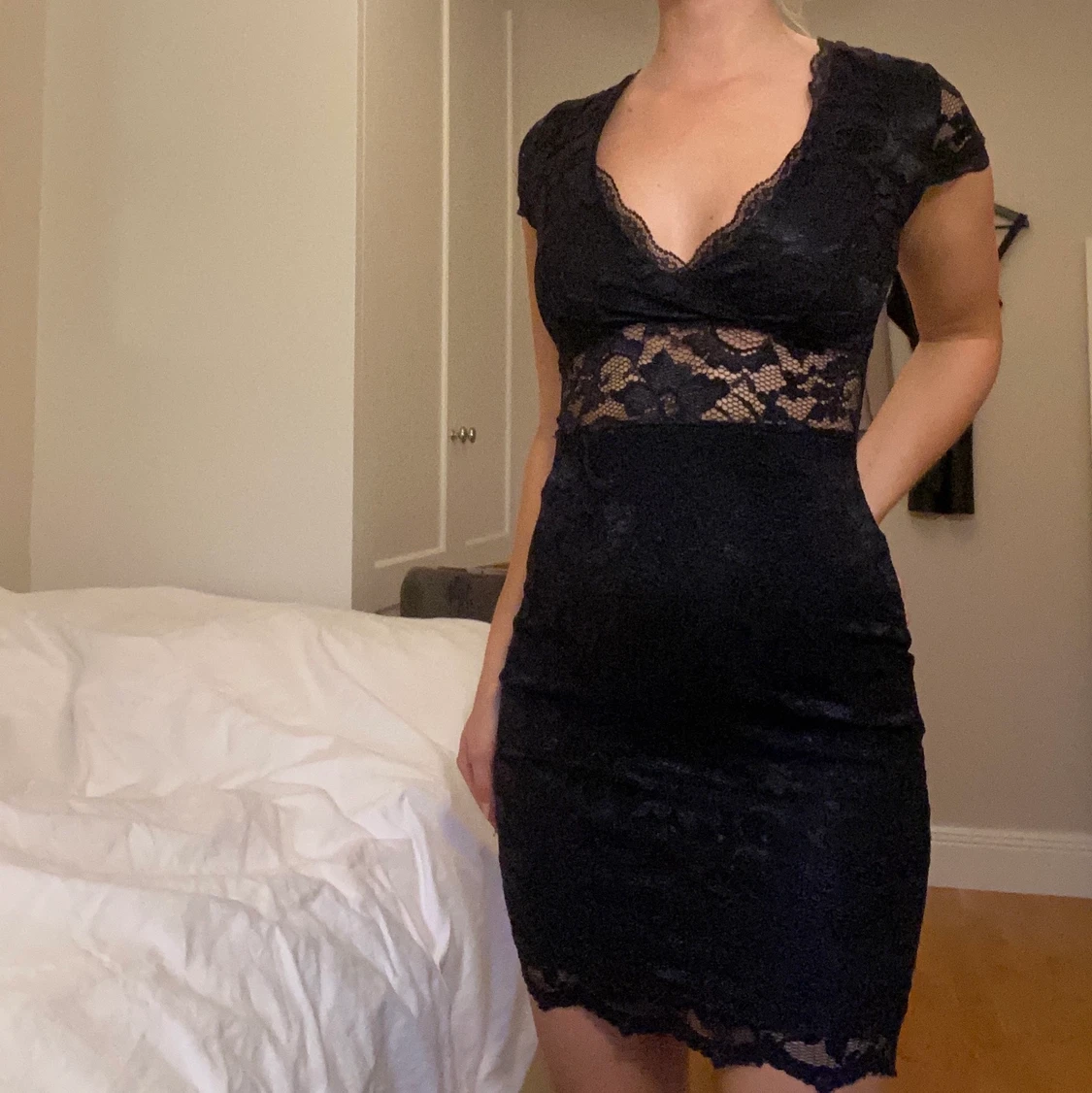 Svart spetsklänning - 90