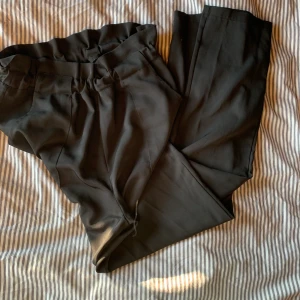 Byxor  - Storlek L, fint skick 