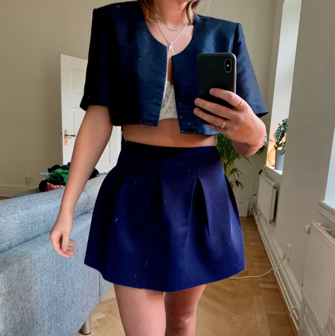 Marinblå kjol