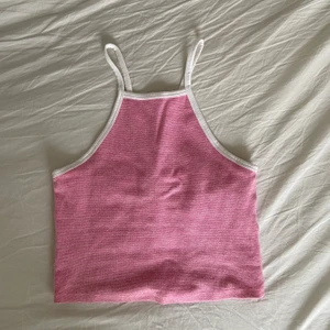 Croppat rosa linne från Zara - Rosa litet linne :)