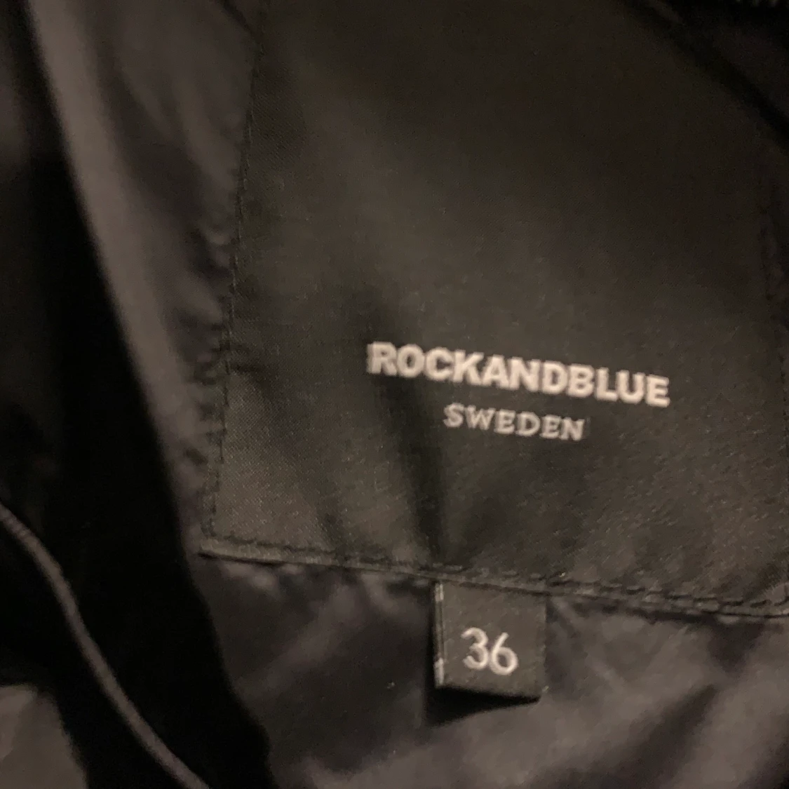 Rock and blue jacka - 90