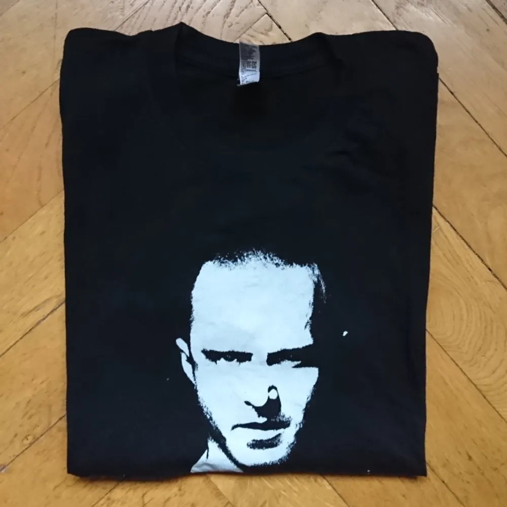 American apparel t-shirt storlek M, tryck med Jesse från Breaking bad. Kan frakta!. T-shirts.