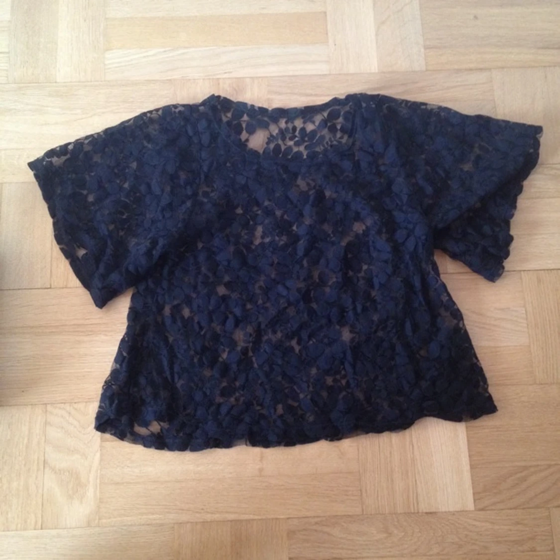 Svarttransperant topp använd ytterst få gånger - 1395936611