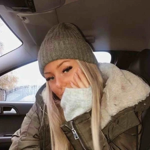  - Mössa från uf företaget PEP WEAR UF. Passade inte mig och säljer därför. Frakt står du för själv!❤️