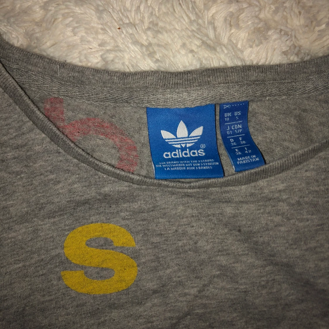 Adidas t-shirt med tryck  - 90