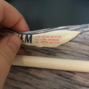 Grå kofta - Säljer denna gråa kofta ✨fint skick