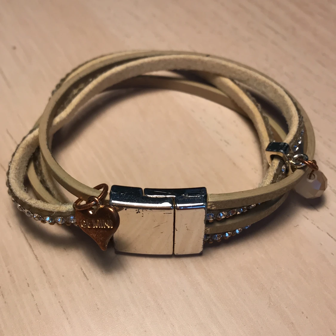 Golden bracelet  - 90