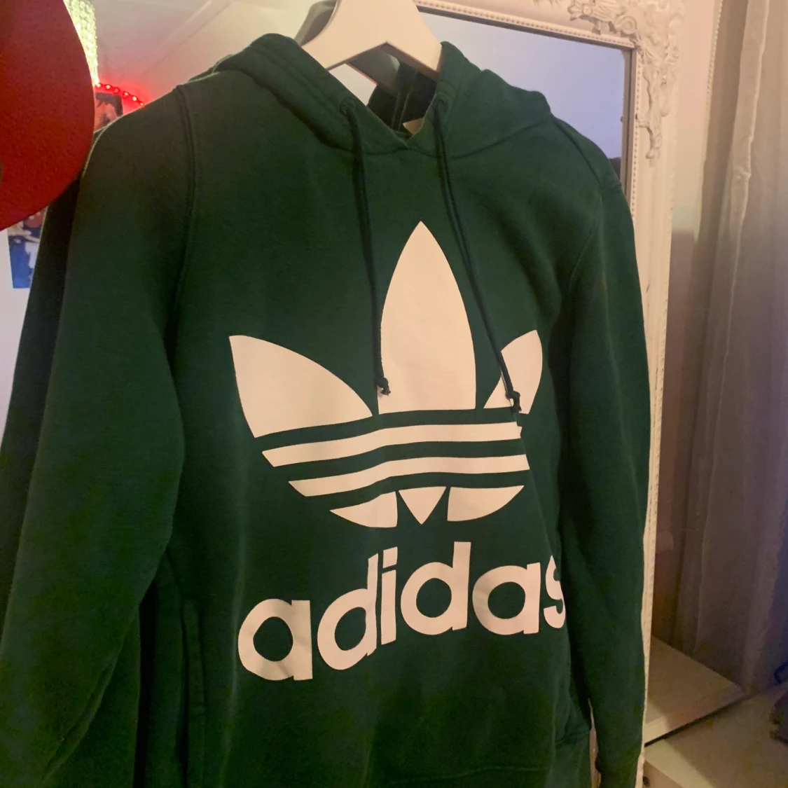 Grön Hoodie ifrån Adidas