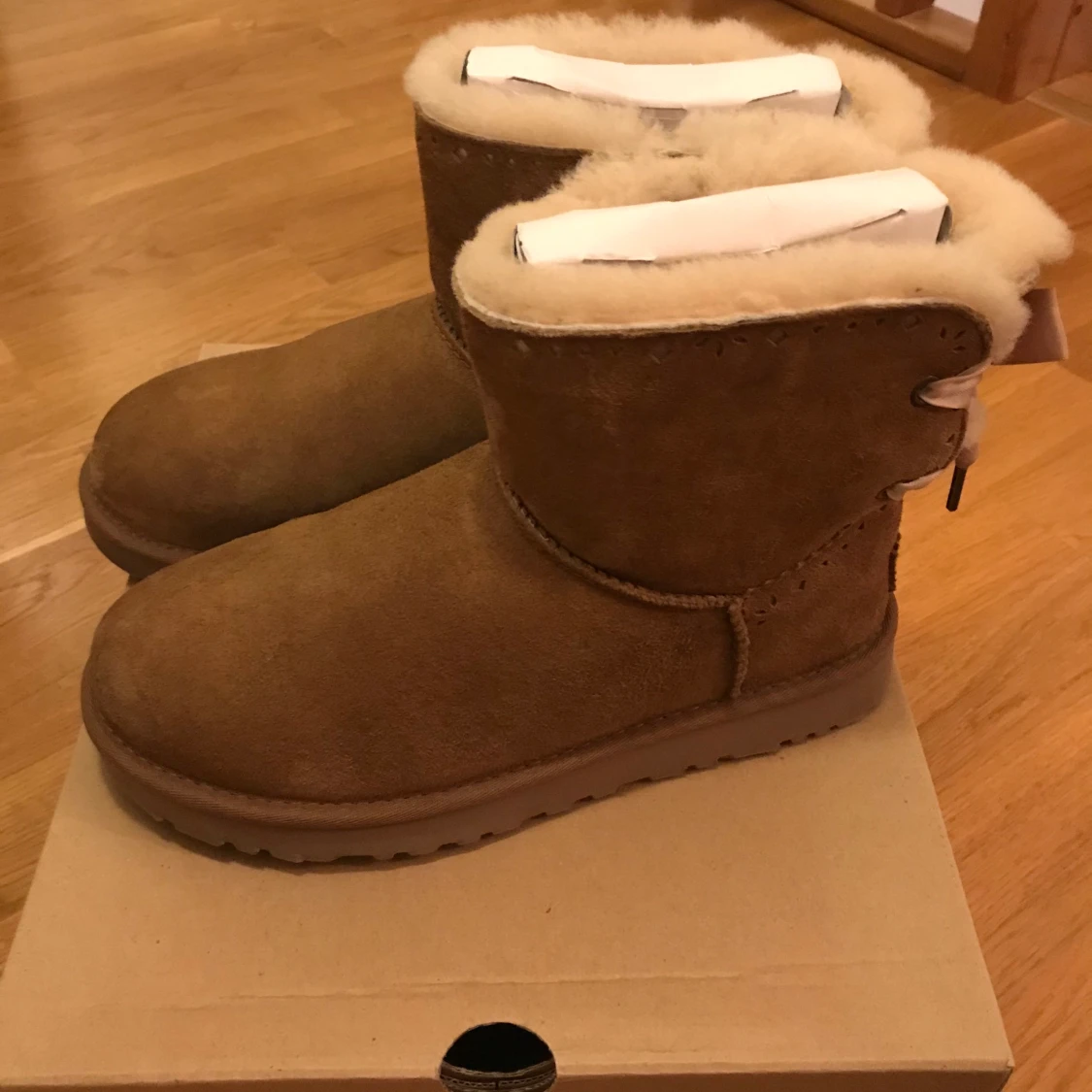 UGG Mini 39
