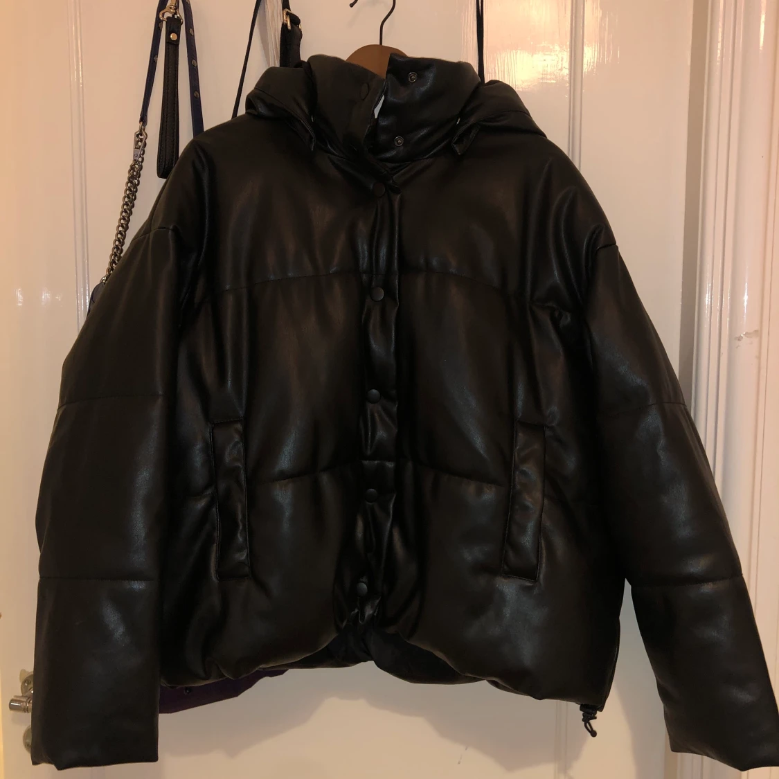 Svart vinterjacka - 91