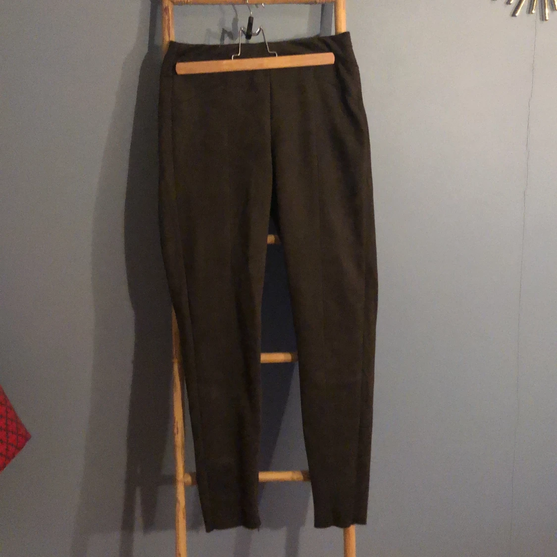 Byxor i Mocka imitation från zara 