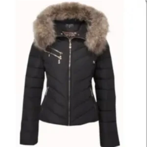 Hollies jacka - Fint skick! Hör av er om ni har funderingar 🥰