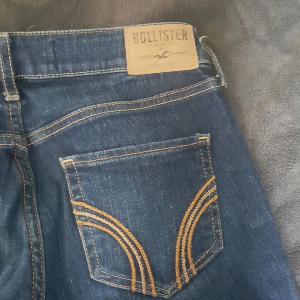 Hollisterbootcut jeans. Jeans & Byxor.