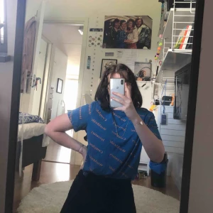  - Köpt på weekday, använd kanske 2 gånger. Är en S fast för män. Man passar mig som är S/M perfekt.  Kan skicka och mötas.🌼