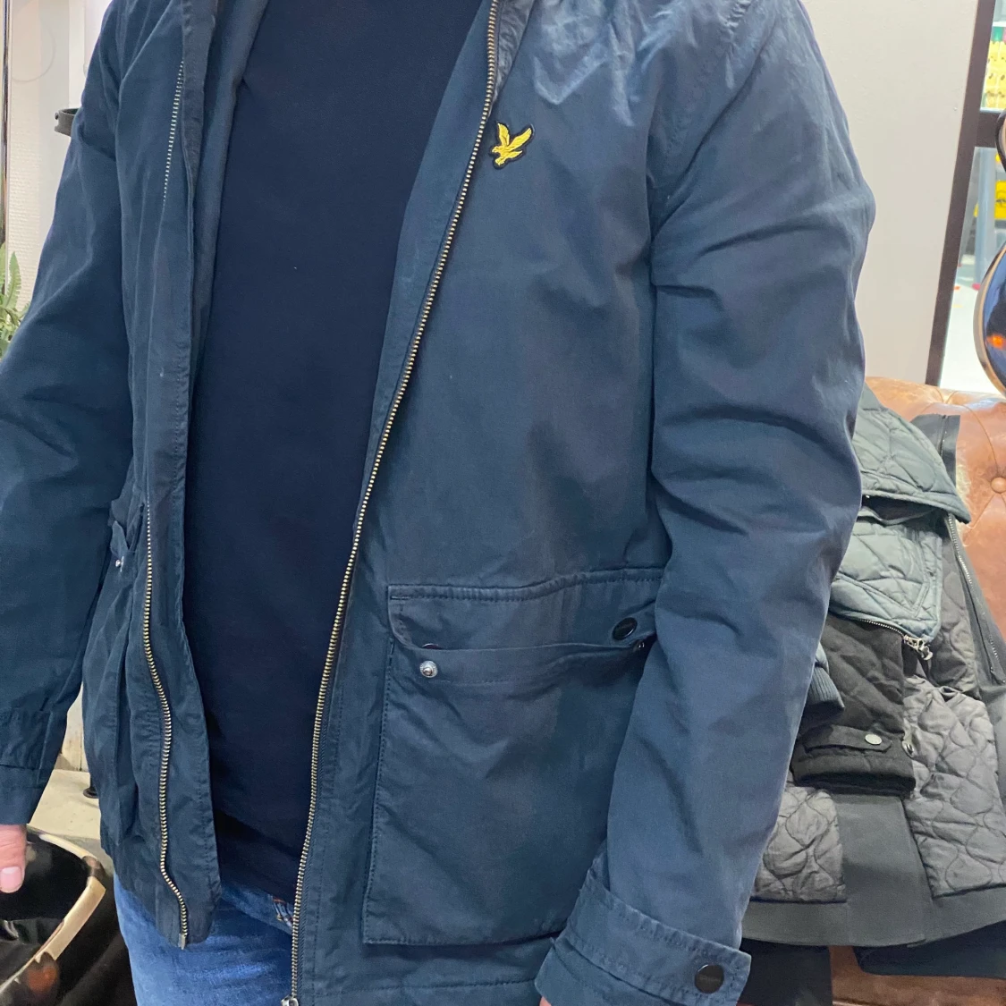 Sjukt snygg marinblå jacka från Lyle&scott - 90
