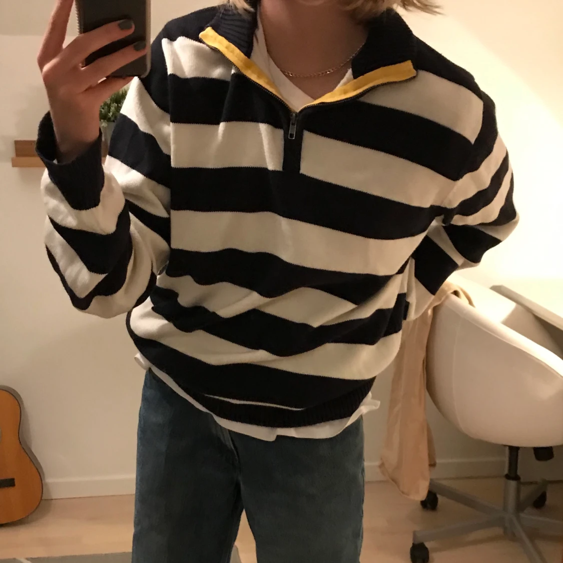 Randig zip-up med gula detaljer! - 90