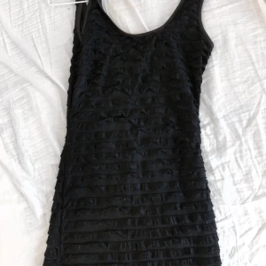 Klänning - Klänning, aldrig använd. Storlek xs men är stretch så den passar en S och en mindre M också. 