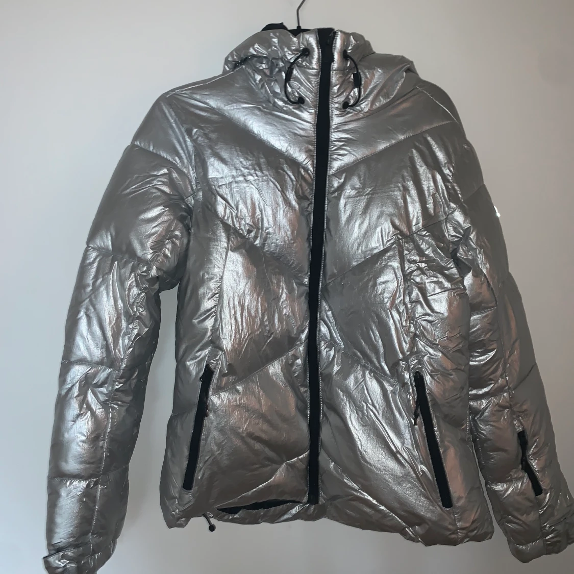 Silvrig skid/vinter jacka  - 90