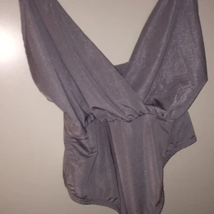  - Superfin fest body. Strl s men ganska liten i storlek. 150kr inkl frakt. 