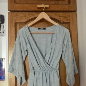  - Topp från Bik Bok i bra skick. Köparen står för frakten. 