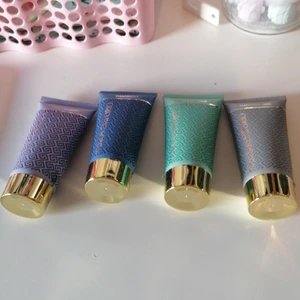 Shampoo, balsam,shower gel och body motion allt är oanvänd - 😇