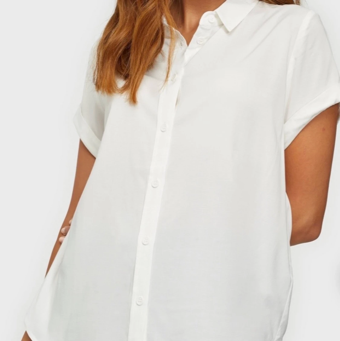Vit kortärmad skjorta från Samsoe Samsoe 