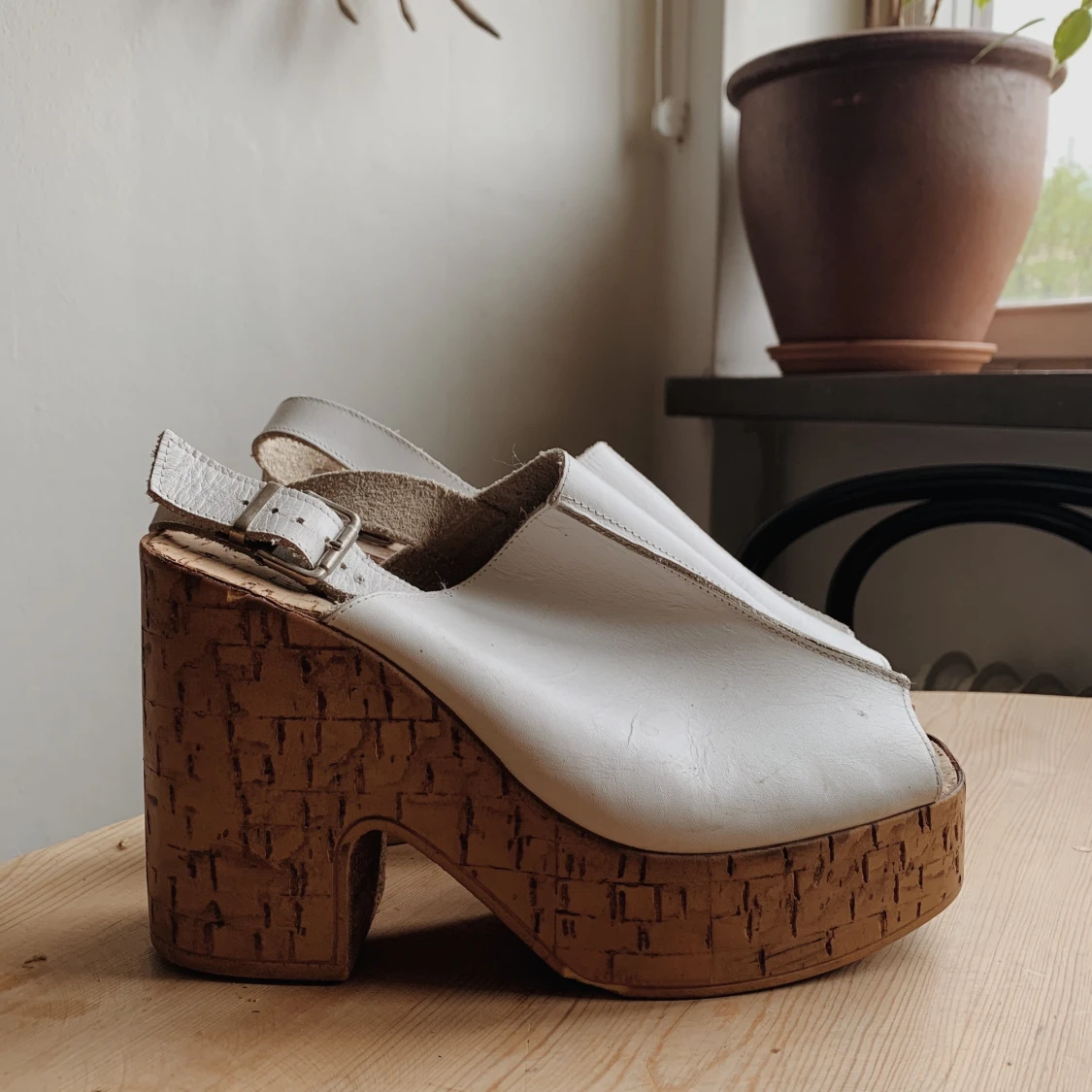 Platåskor med korksula strl 39 - 90