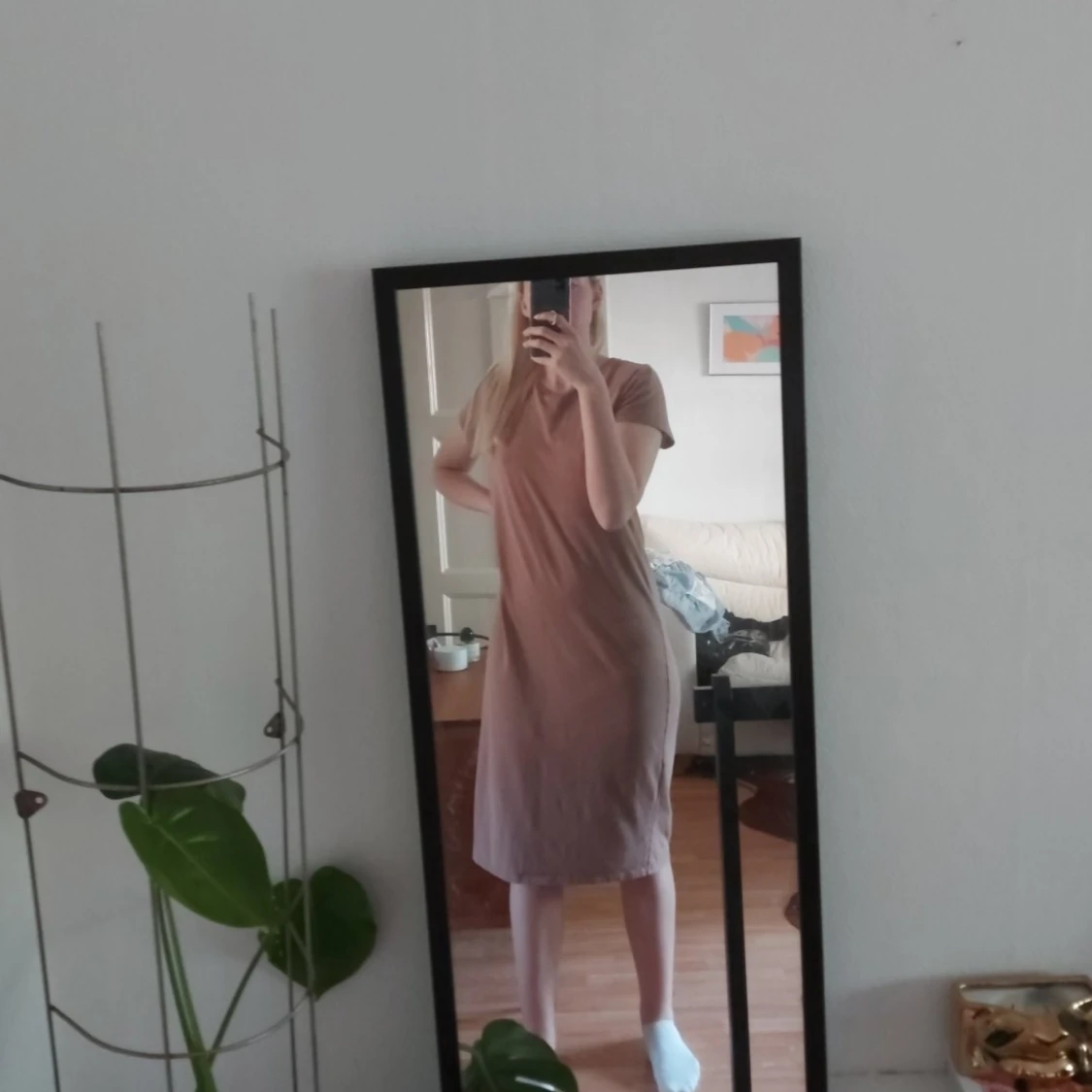 T-shirtklänning från Gina Tricot - 90