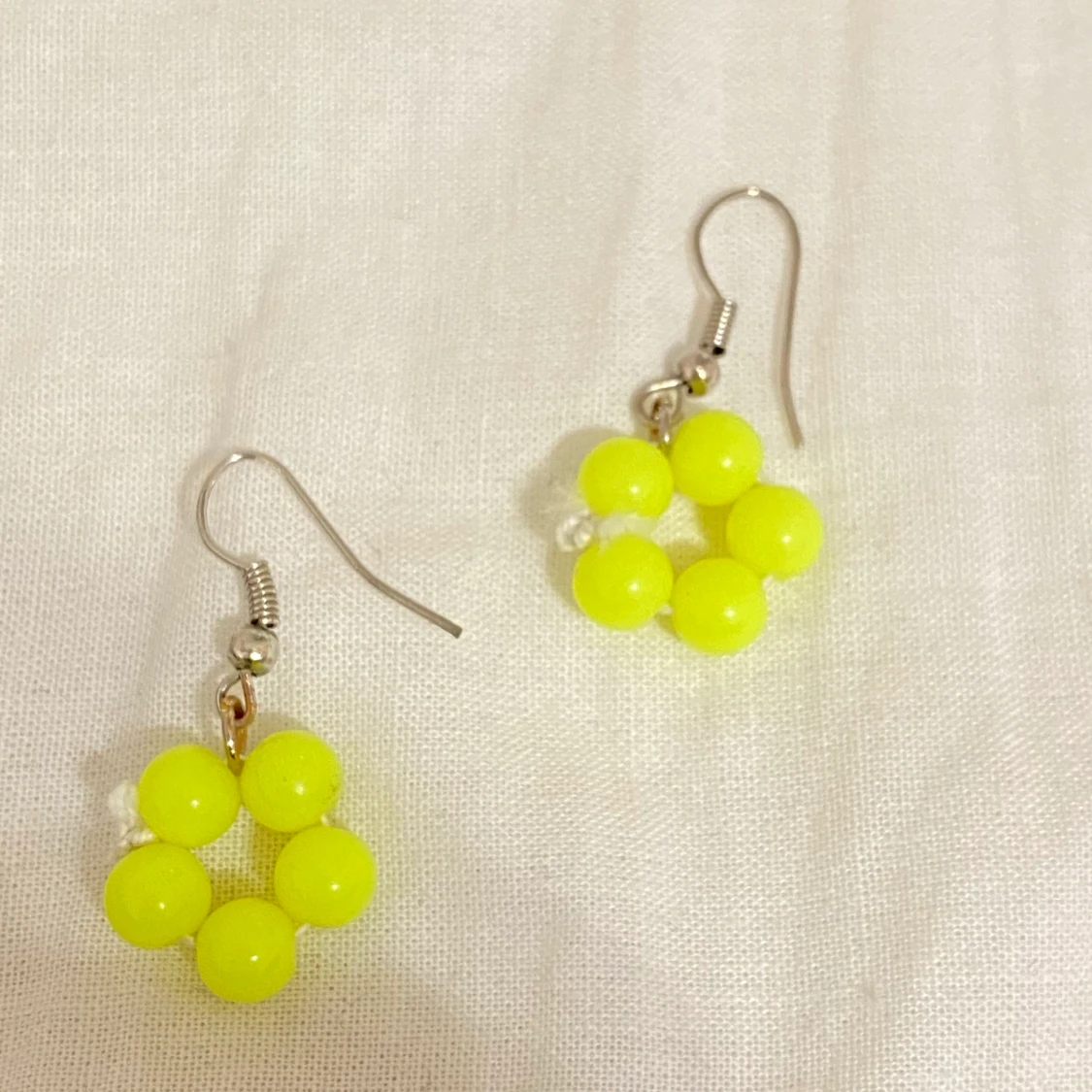 Neon örhängen  - 90