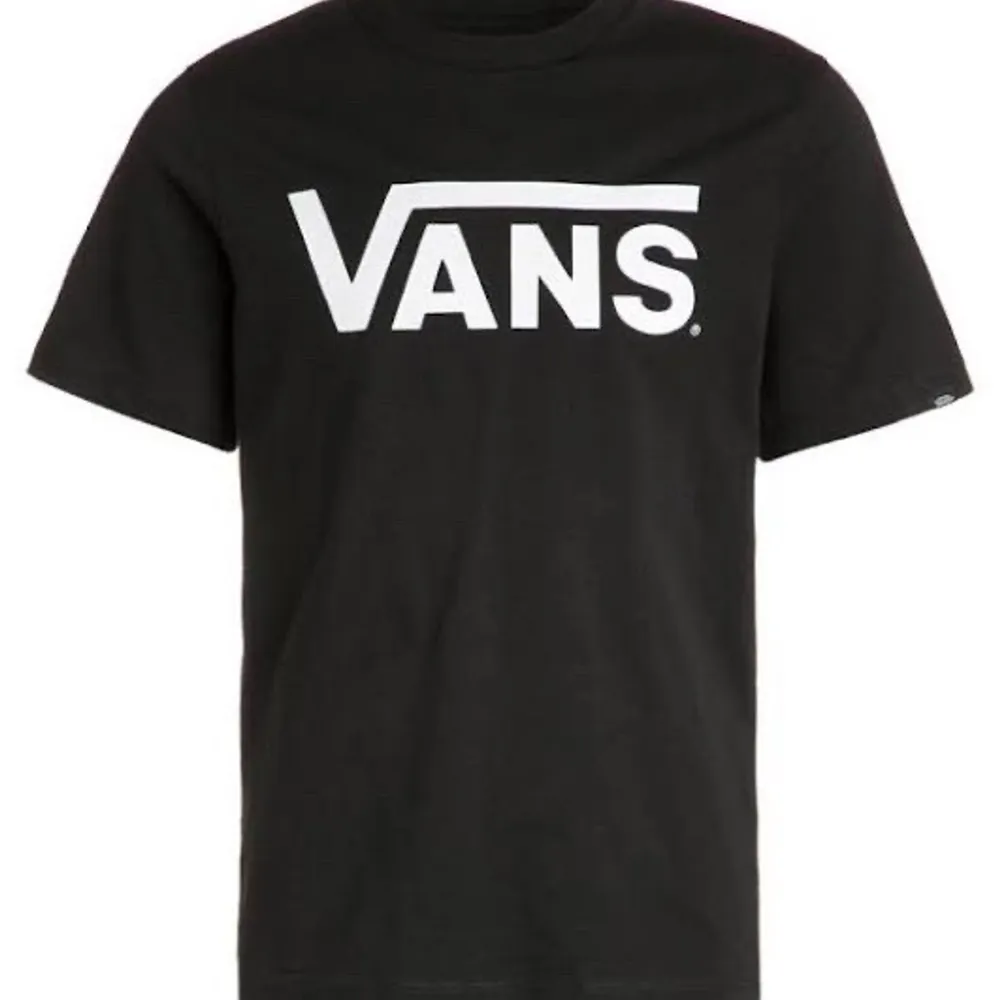 Svart superfin vans T- shirt i storlek S säljes (sitter som en XS). T- shirten är i bra skick och endast använd ett fåtal gånger 💛 säljes pga att den inte passar mig längre. Säljer den för 100kr + frakt. . T-shirts.