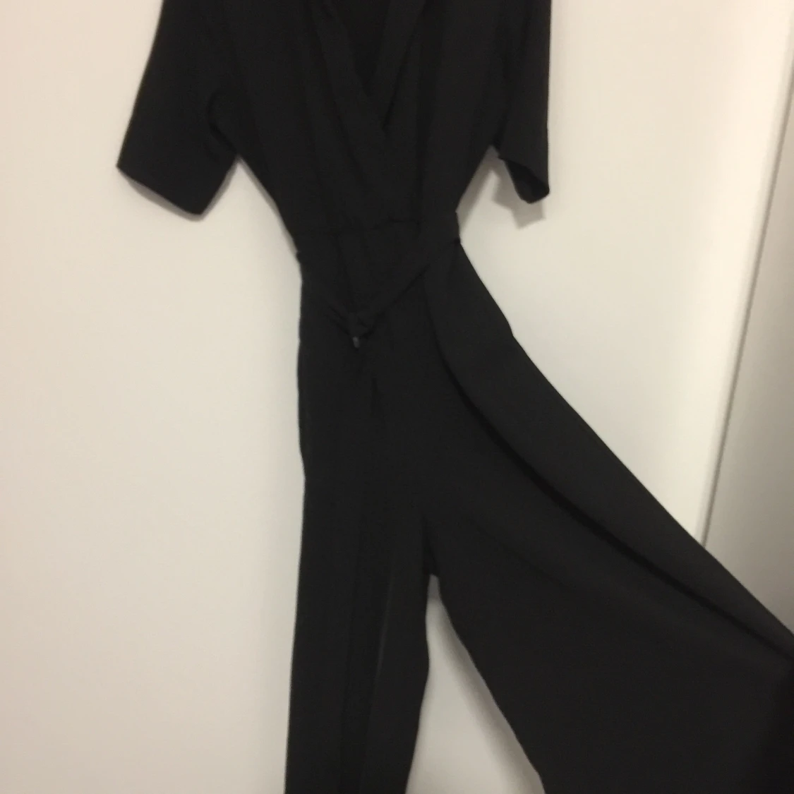 Byxdress från weekday, inköpt i somras - 90