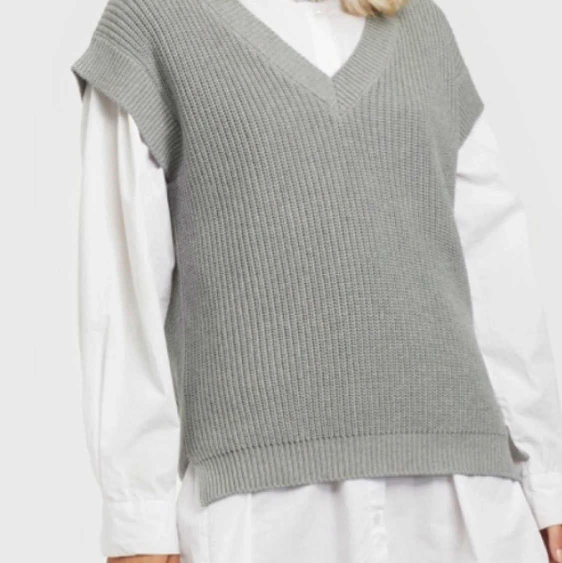 Trendig stickad väst - 91